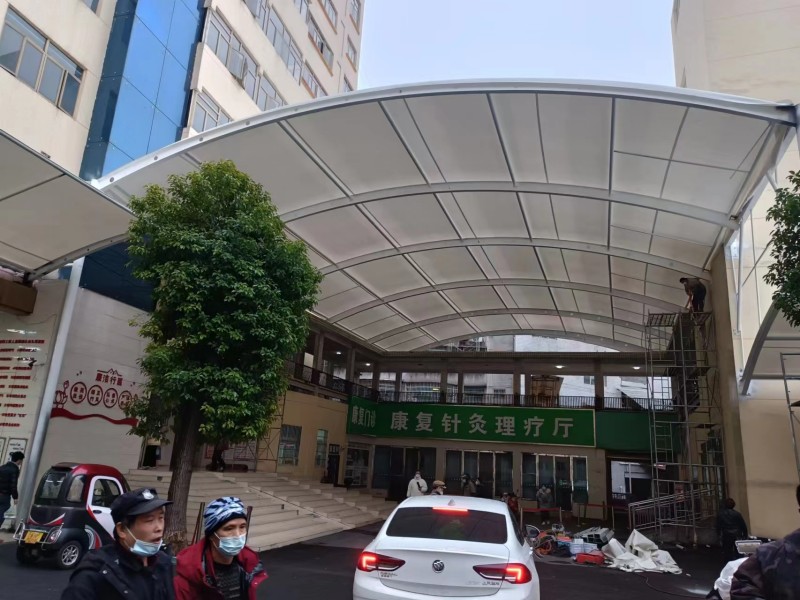 上海市推拉雨棚定制厂家，仓库通道、卸货区移动伸缩棚搭建-2